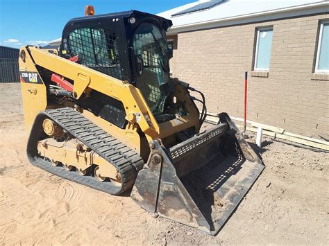 how to turn on a cat skid steer|biggest skid steer cat makes.